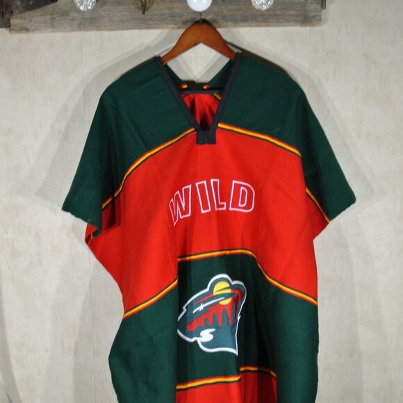 NHL Minnesota Wild Poncho 35" wide X 42" Front (84" total length) - Picture 3 of 7